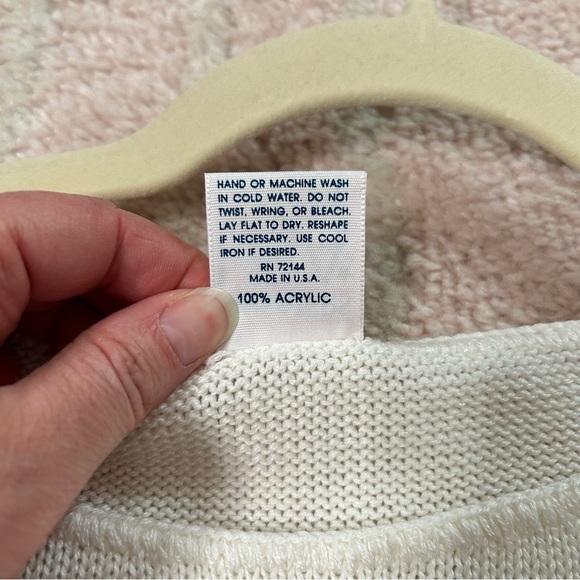 Vintage Cream Red Nautical Striped Sleeveless Sweater Size Large Sailboat Anchor - Picture 4 of 11